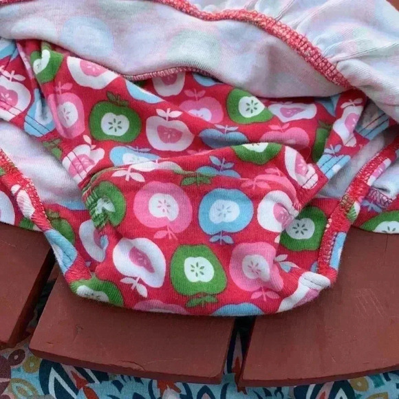 (5 for$25) babyGap skort with elastic waist band and a ruffle - Picture 5 of 5